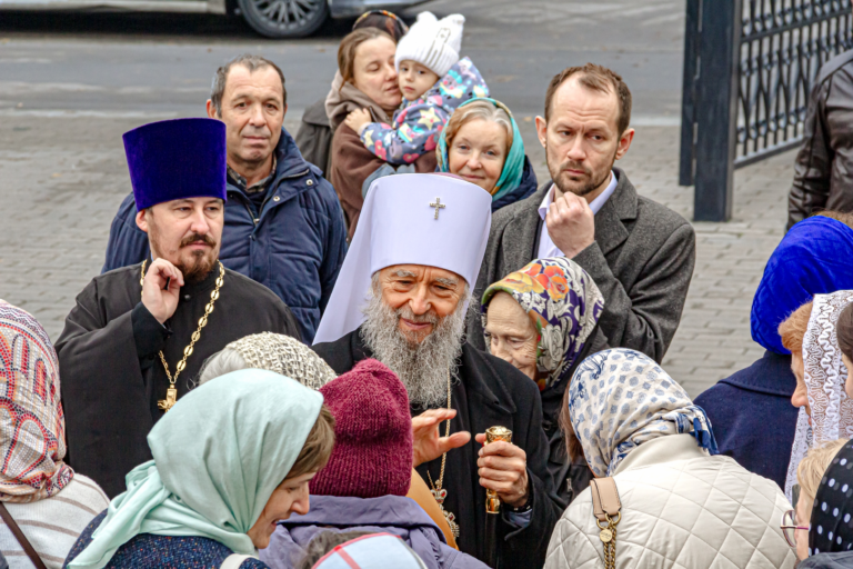 ПРИГЛАШАЕМ НА АРХИЕРЕЙСКУЮ ЛИТУРГИЮ