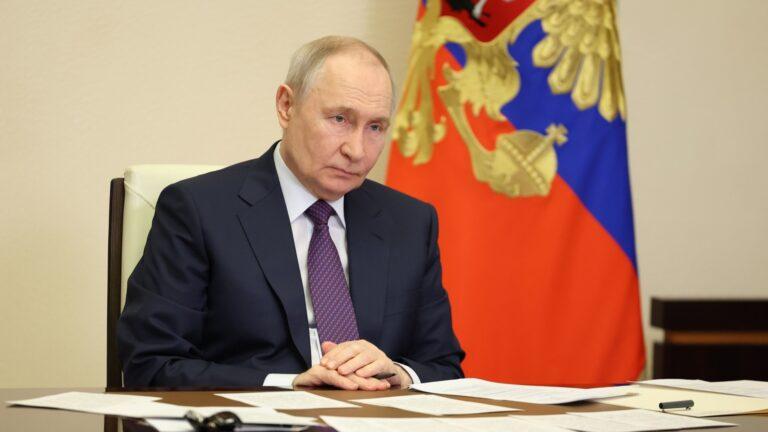 Поздравление Святейшего Патриарха Кирилла Президенту России В.В. Путину с днем рождения